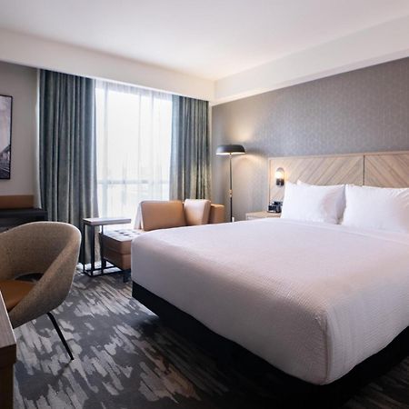 Sandman Signature Winnipeg Airport Hotel & Suites Экстерьер фото